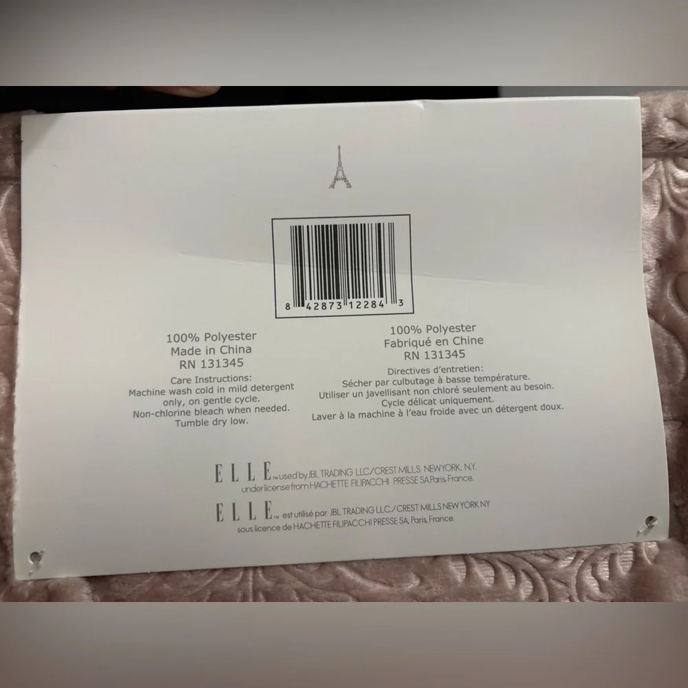 Elle Decor NWT Embossed Throw in Blush‎ Pink